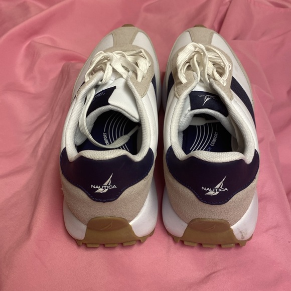 Women’s Nautica Sneakers with NAVTech Comfort - 10M - Picture 4 of 7